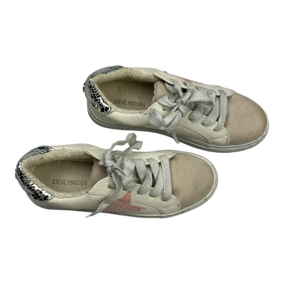 Girls Steve Madden Star Sneakers Size 4 - Picture 2 of 7